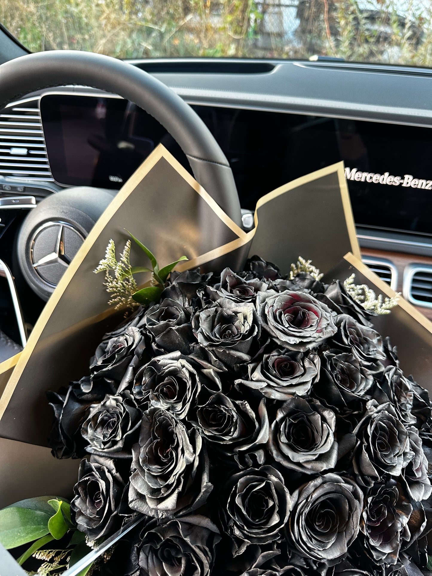 50 Black Roses.